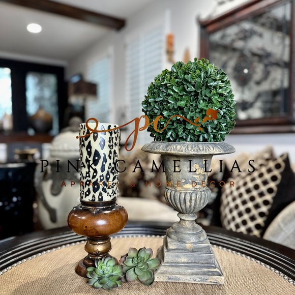 Fleur de Lis Candle Holder with Bling Brown & Gold Base - Picture 1 of 11
